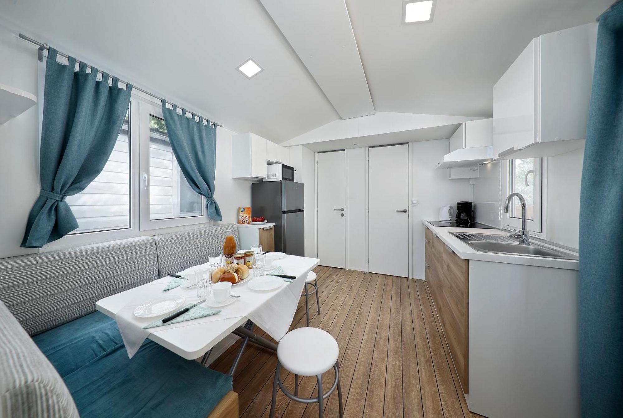 Albatross Mobile Homes On Camping Baia Verde Manerba del Garda Exterior photo